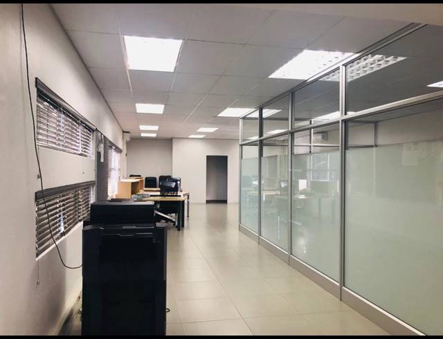 BUSINESS PROPERTY TO RENT IN BENDOR